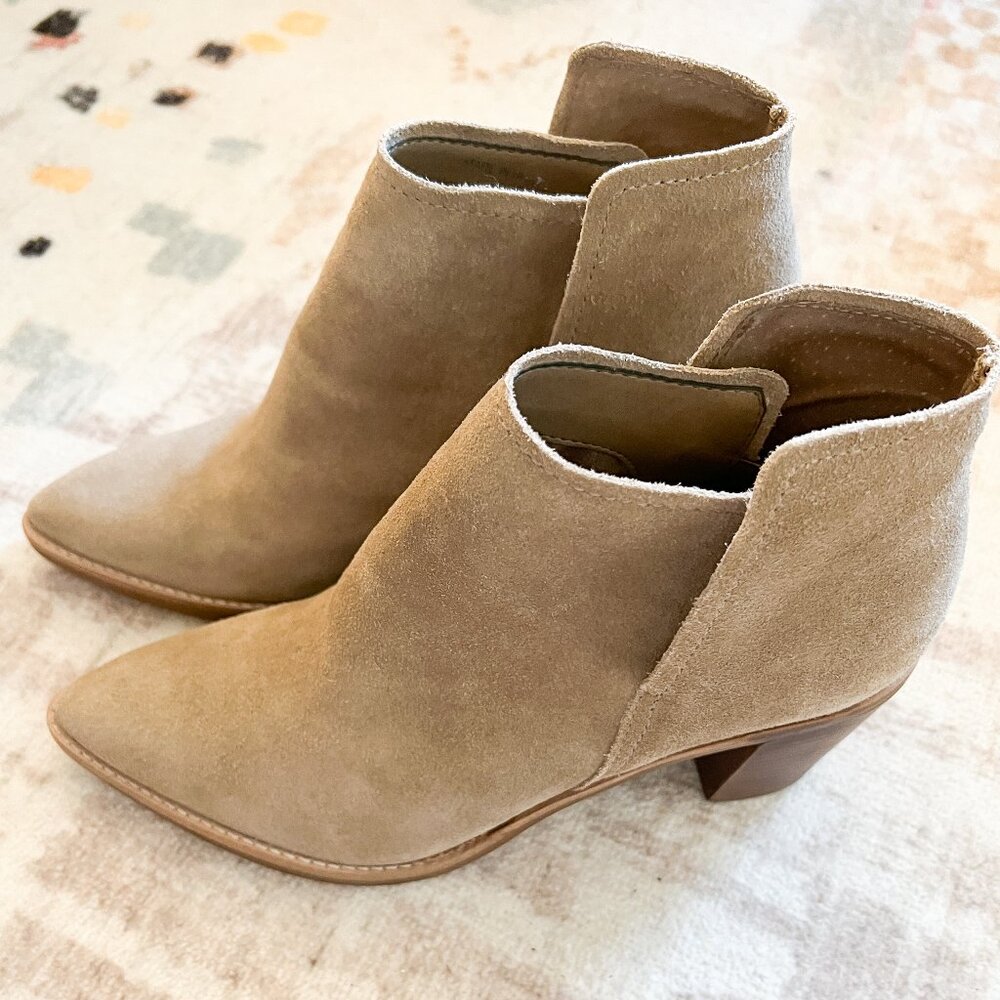 Dolce Vita Booties - size 8.5